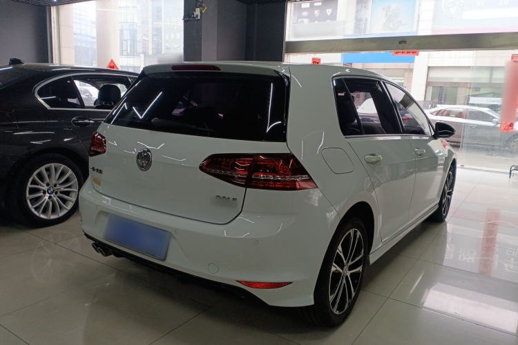 Used Volkswagen Golf 2016 1.4TSI Automatic R-Line
