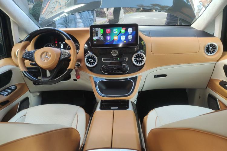 Used Mercedes-Benz Vito 2021 2.0T Elite Version 7 Seats
