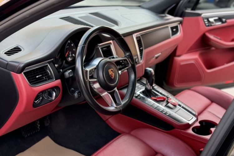 Used Porsche Macan 2017 Macan 2.0T
