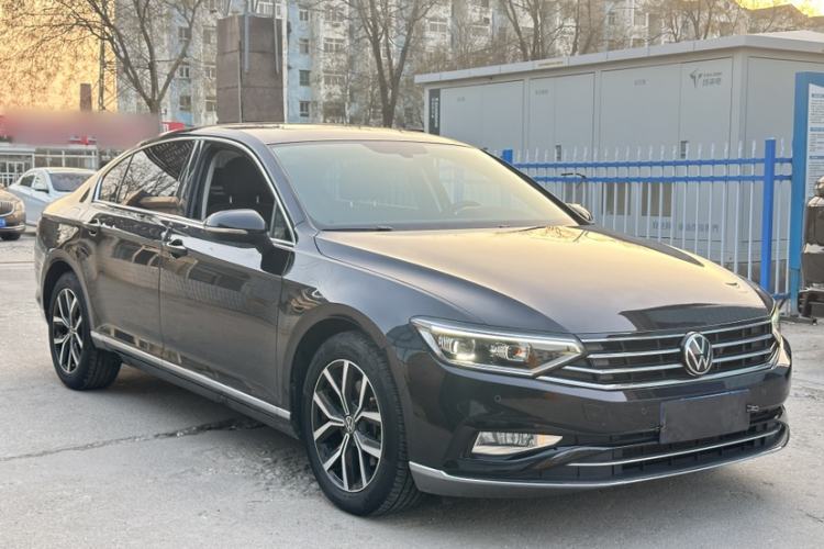 Used Volkswagen Magotan 2020 330TSI DSG Leading Model
