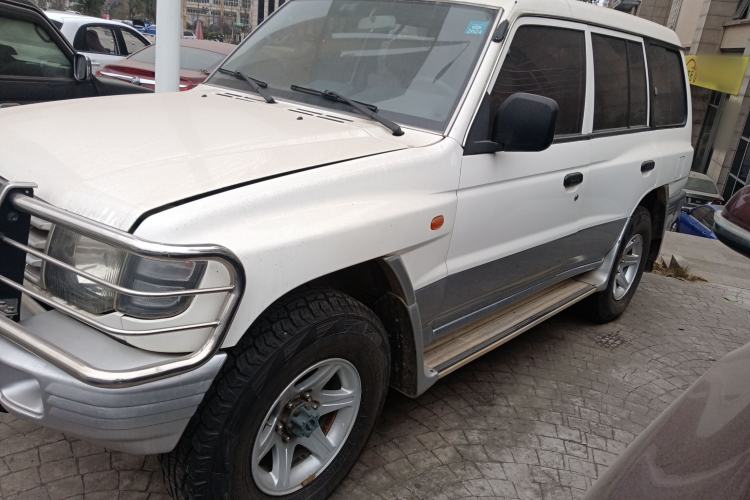 Used Leopaard Heijingang 2013 2.2L Manual Two-Wheel Drive Standard Version