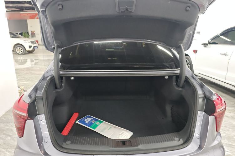 Used Hongqi H5 2023 2.0T Automatic Smart Connect Flagship Edition
