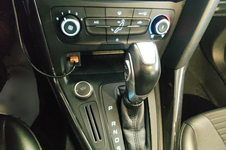 Used Ford Focus 2018 Hatchback Classic 1.6L Automatic Trendy SmartDrive Edition