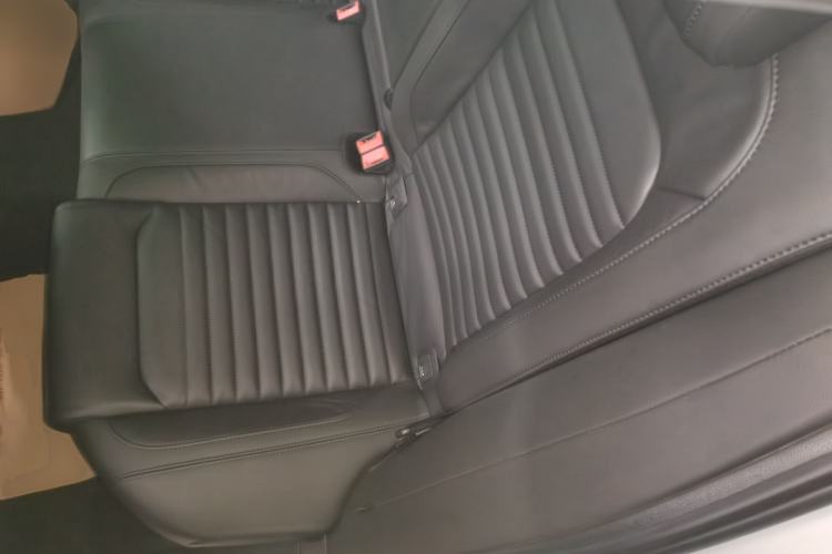 Used Volkswagen Magotan 2018 Facelift 330TSI DSG Luxury Model
