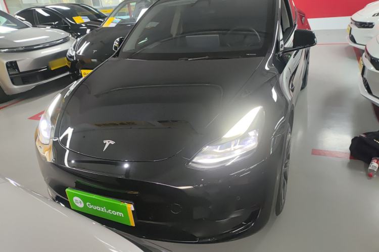 Used Tesla Model Y 2023 Rear-Wheel-Drive Version