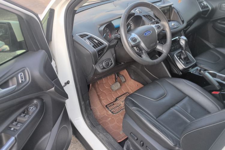 Used Ford Kuga 2013 2.0L GTDi Four-Wheel-Drive Sport Model
