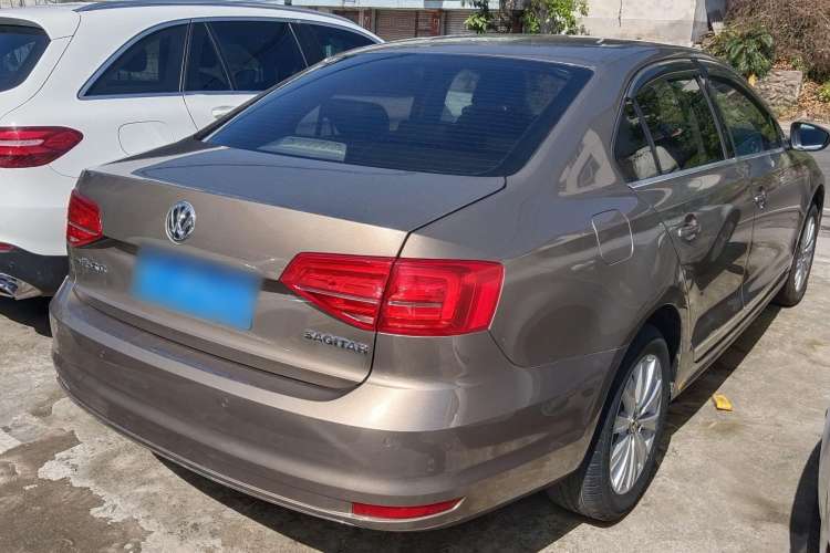 Used Volkswagen Sagitar 2016 230TSI 25th Anniversary Edition
