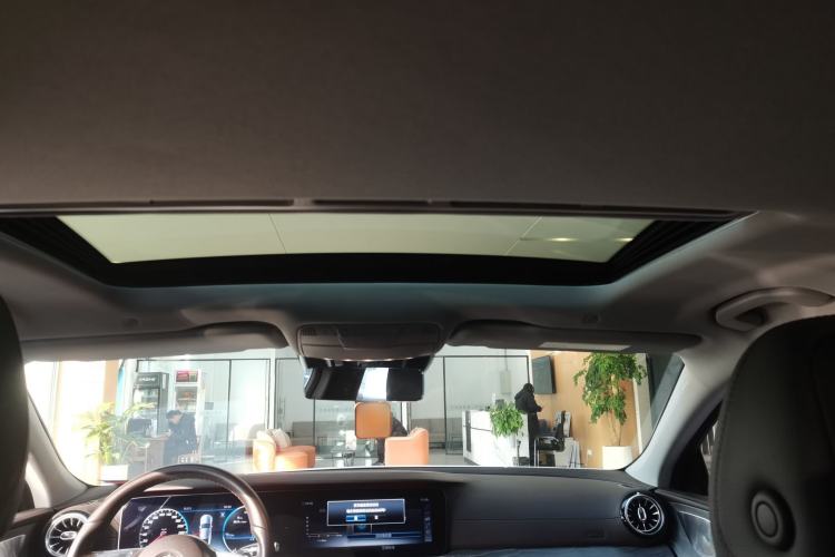 Used Mercedes-Benz CLS 2018 CLS 300 Luxury Model