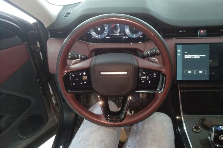 Used Land Rover Range Rover Evoque 2024 Aurora L 249 PS Glowing Limited Edition