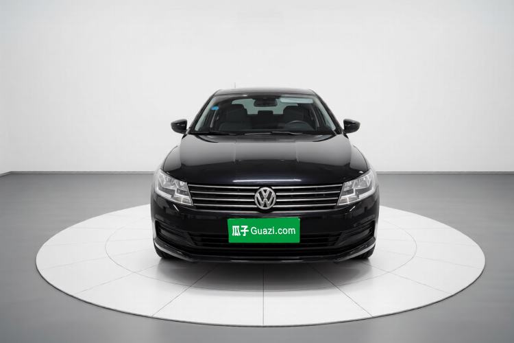 Used Volkswagen Lavida 2015 1.6L Automatic Fashion Edition