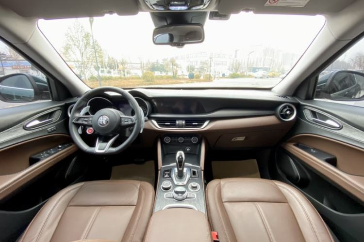 Used Alfa Romeo Stelvio 2020 2.0T 280HP Luxury Edition
