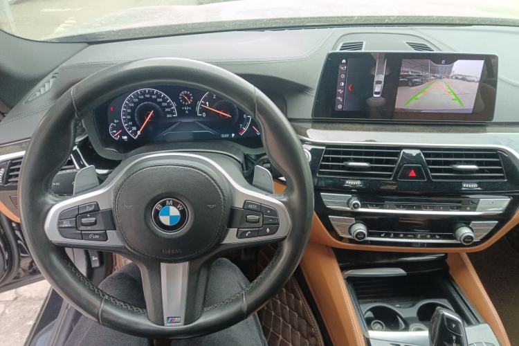 Used BMW 5 Series 2019 530Li Leading Model M Sport Package
