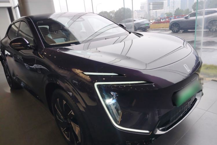 Used  07 2024 Pro+ All-Electric Version
