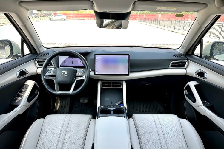 Used BYD Yuan UP 2025 Intelligent Driving Version 401 km Leading Edition