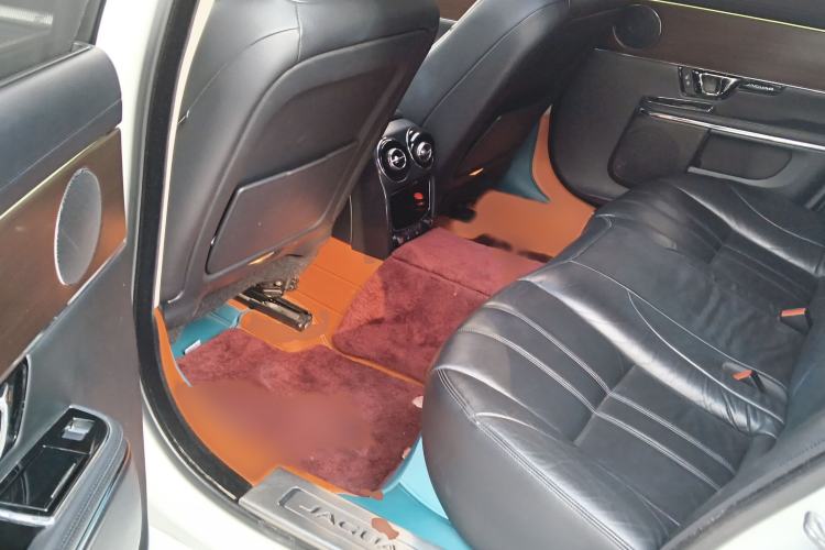 Used Jaguar XJ 2016 XJL 2.0T Two-Wheel-Drive Elegant Business Edition
