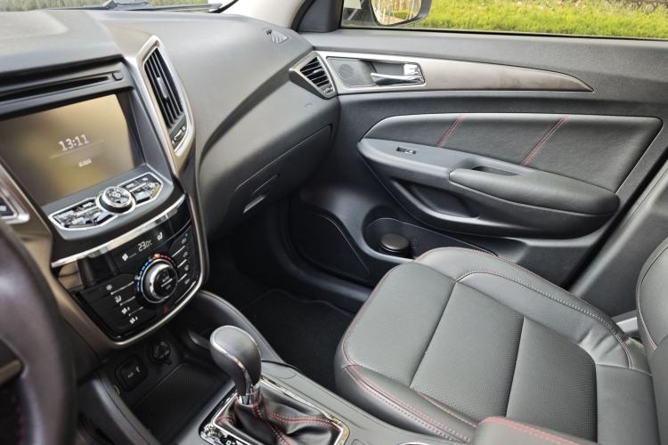 Used Changan CS75 2014 1.8T Automatic Elite Model China IV Standard