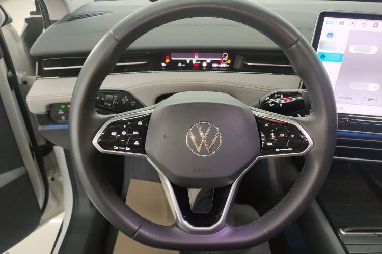 Used Volkswagen ID.7 VIZZION 2024 AIR model
