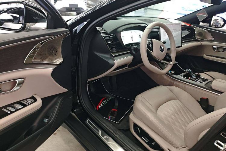 Used BYD Han 2025 EV with 701 km of Laser Radar-Enabled Intelligent Driving