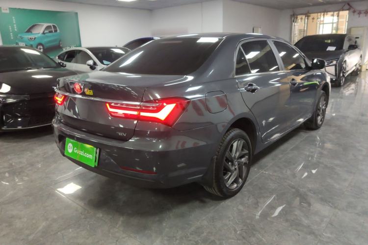Used BYD Qin New Energy 2019 High-Range Deluxe Model
