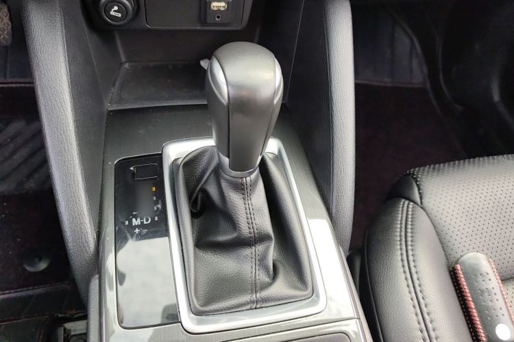 Used Mazda CX-5 2015 2.0L Automatic Two-Wheel Drive Urban Version
