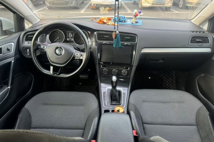 Used Volkswagen Golf 2018 1.6L Automatic Comfort Model
