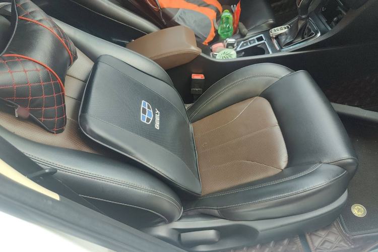 Used Geely Auto Emgrand 2017 Hatchback RS Million Edition 1.5L CVT Upward Version
