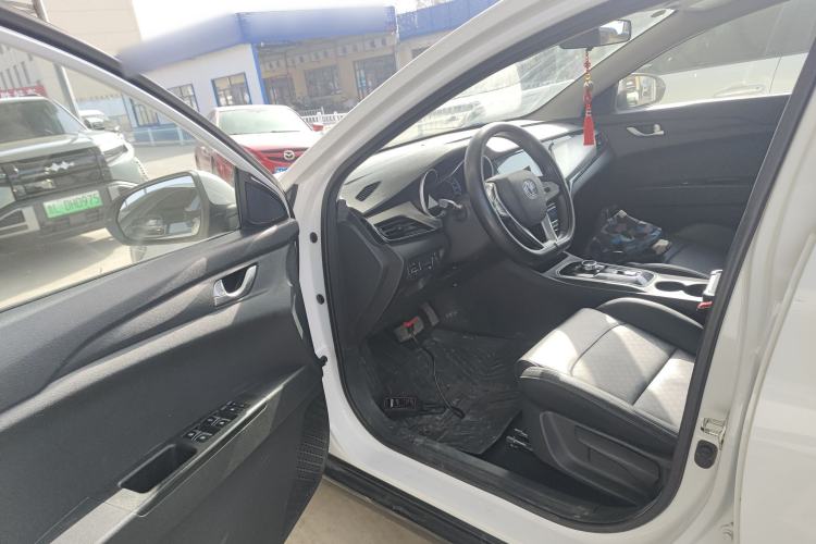 Used Changan Eado New Energy 2022 EV460 Smart Ride-Hailing Edition – Lithium Iron Phosphate
