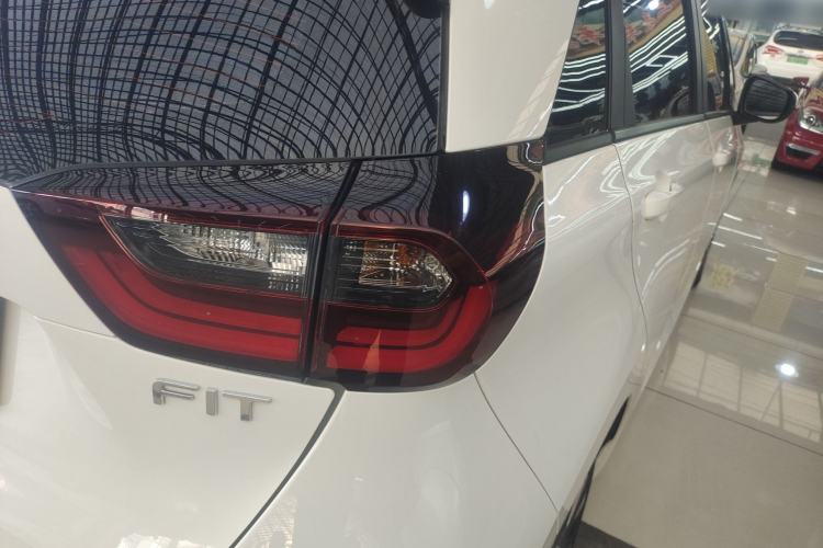 Used Honda Fit 2022 1.5L CVT Trendy Sunroof Edition
