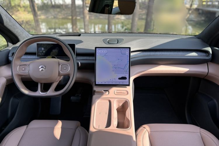 Used Nio ES6 2023 75 kWh
