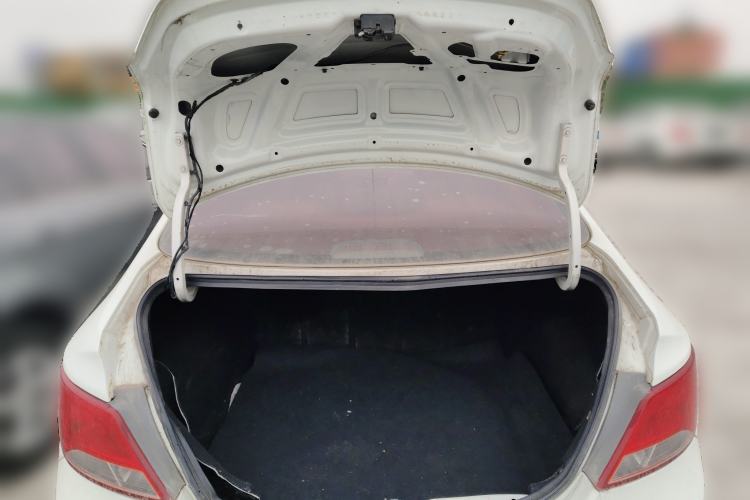 Used Hyundai Verna 2014 1.4L Automatic Smart GLS
