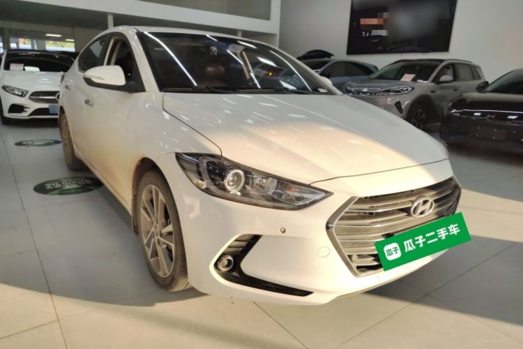 Used Hyundai Elantra 2016 1.6L Automatic ZhiXuan · Luxury Version

