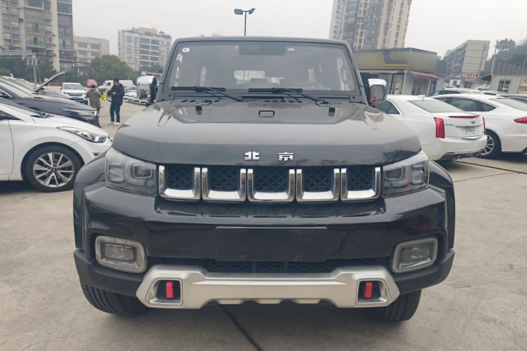 Used  BJ40 2018 2.0T Manual Diesel Four-Wheel Drive Prestige Edition
