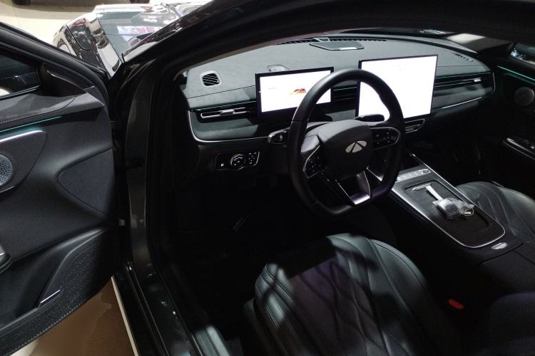 Used Chery Fengyun A8L 2025 1.5 TGDI 145 km Luxury Version
