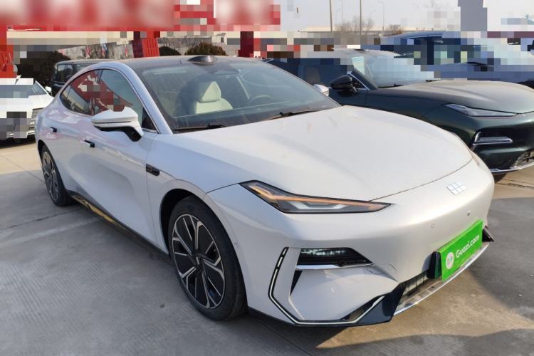 Used  E8 2024 665 km Range Rear-Drive Starship Intelligent Driving Version