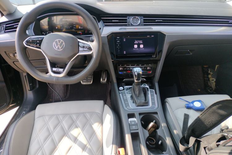 Used Volkswagen Magotan 2023 2 Million Units Limited Edition 330TSI DSG Leading Version