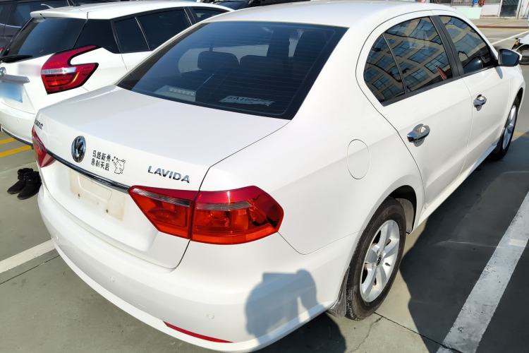 Used Volkswagen Lavida 2013 Revised Classic 1.6L Automatic Fashion Edition