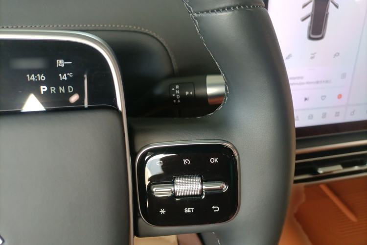 Used Li Auto L8 2023 Pro Model
