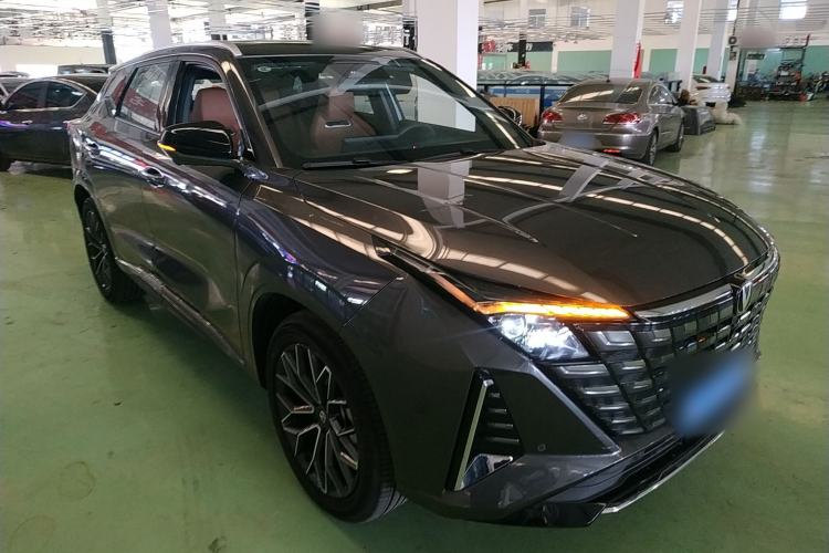 Used Changan UNI-Z 2025 1.5T Premium Edition
