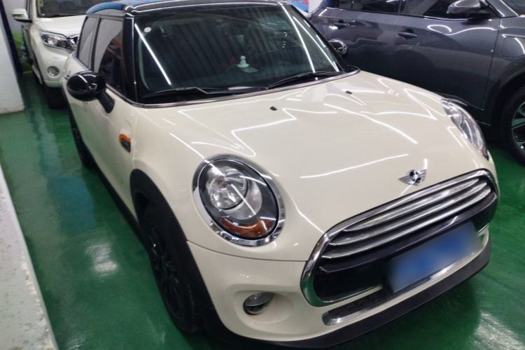 Used  MINI 2016 1.5T COOPER Five-Door Edition
