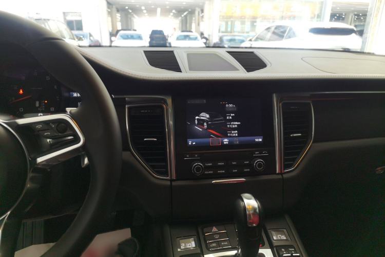 Used Porsche Macan 2017 Macan 2.0T
