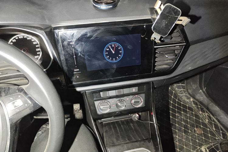 Used Jetta VS5 2022 280TSI Manual Advanced Pro Trim
