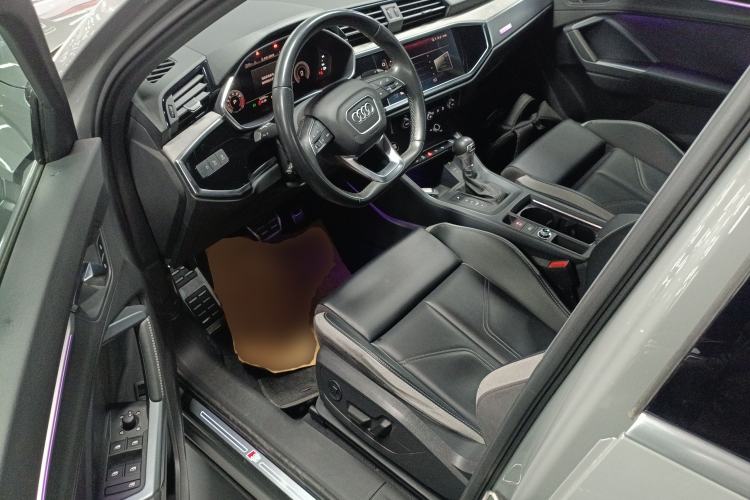 Used Audi Q3 2024 35 TFSI Fashion Dynamic Edition