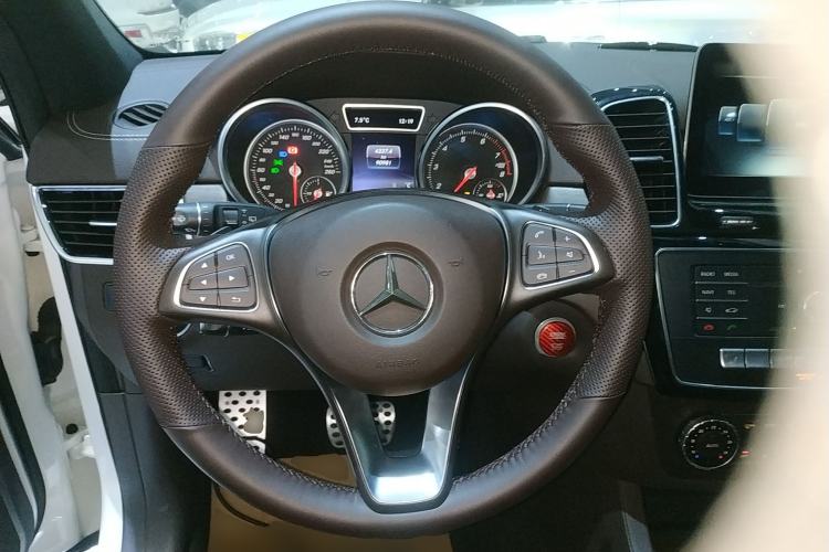 Used Mercedes-Benz GLE 2017 GLE 400 4MATIC
