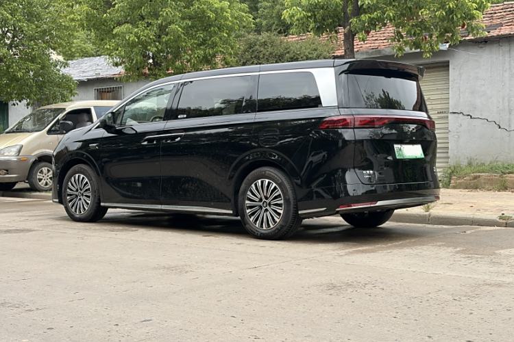 Used BYD Xia 2025 DM-i 1.5T 180km Beyond Edition
