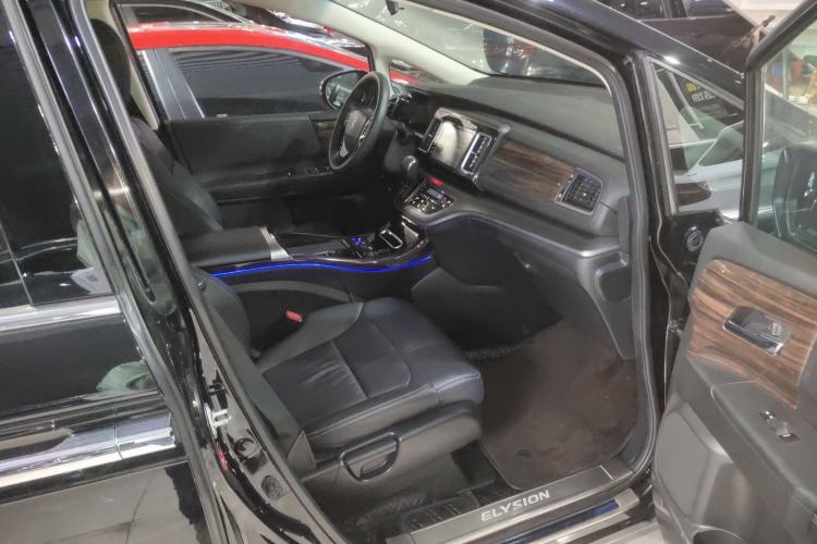 Used Honda Elysion 2016 2.4L Style Edition
