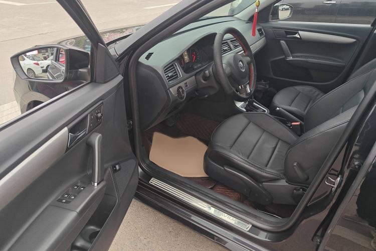 Used Volkswagen Lavida 2013 Revised Version 1.4 TSI DSG Comfort Edition
