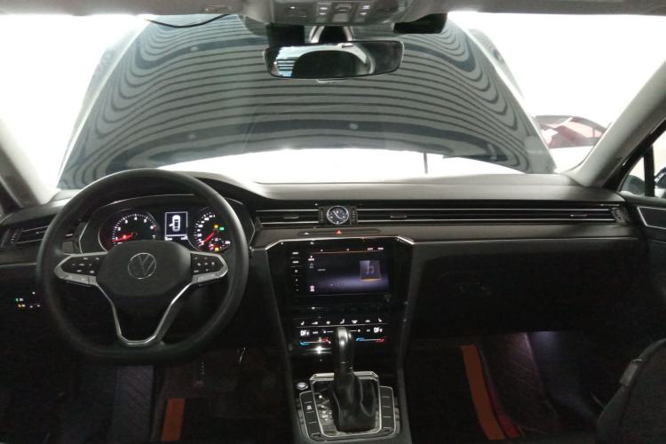 Used Volkswagen Magotan 2020 330TSI DSG Leading Model
