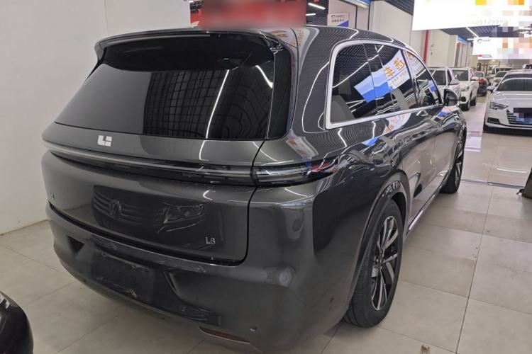 Used Li Auto L8 2023 Pro Model
