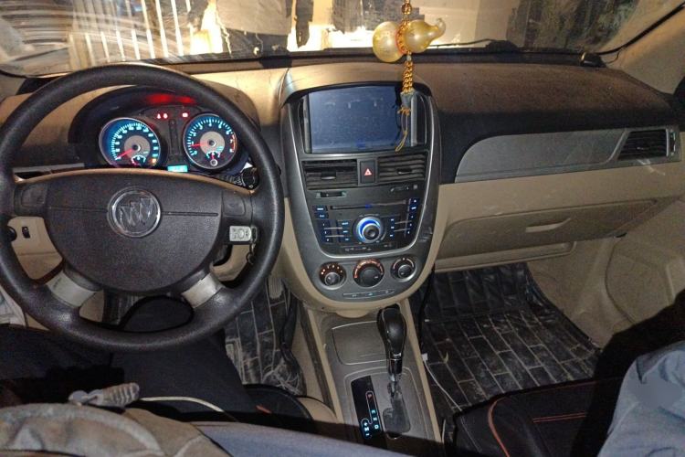 Used Buick Excelle 2013 1.5L Automatic Classic Model
