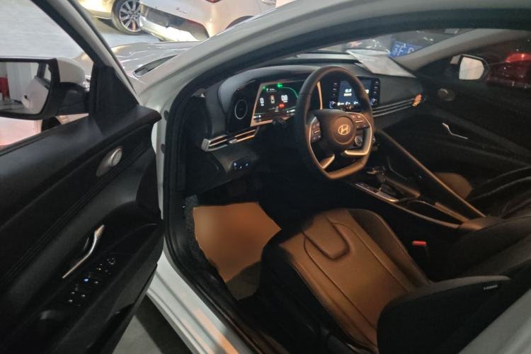 Used Hyundai Elantra 2023 1.5L CVT GLX Elite Edition
